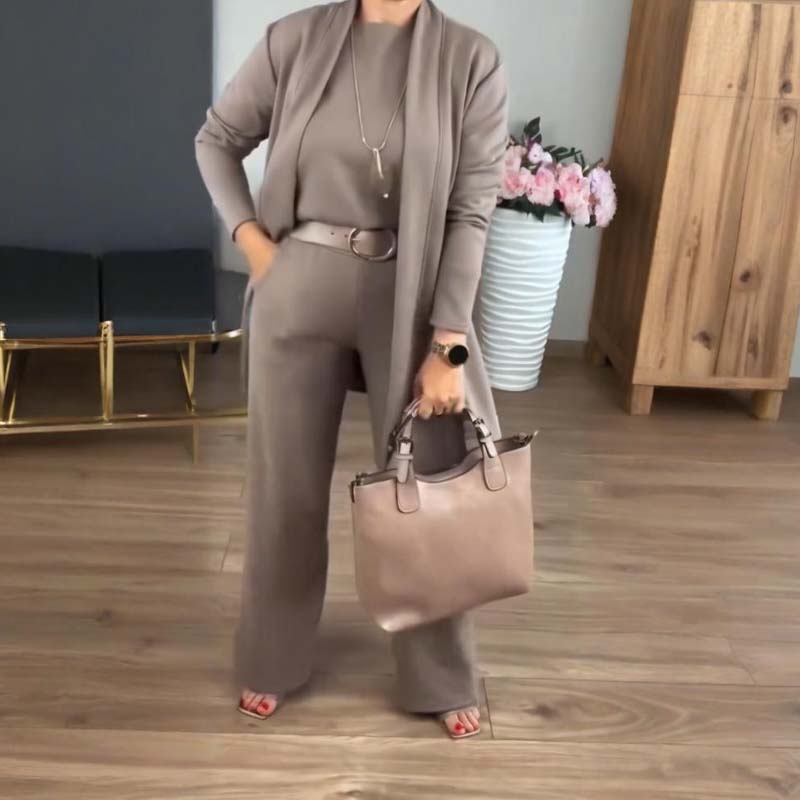 Elena – Ensemble élégant femme 3 pièces (veste, haut et pantalon)